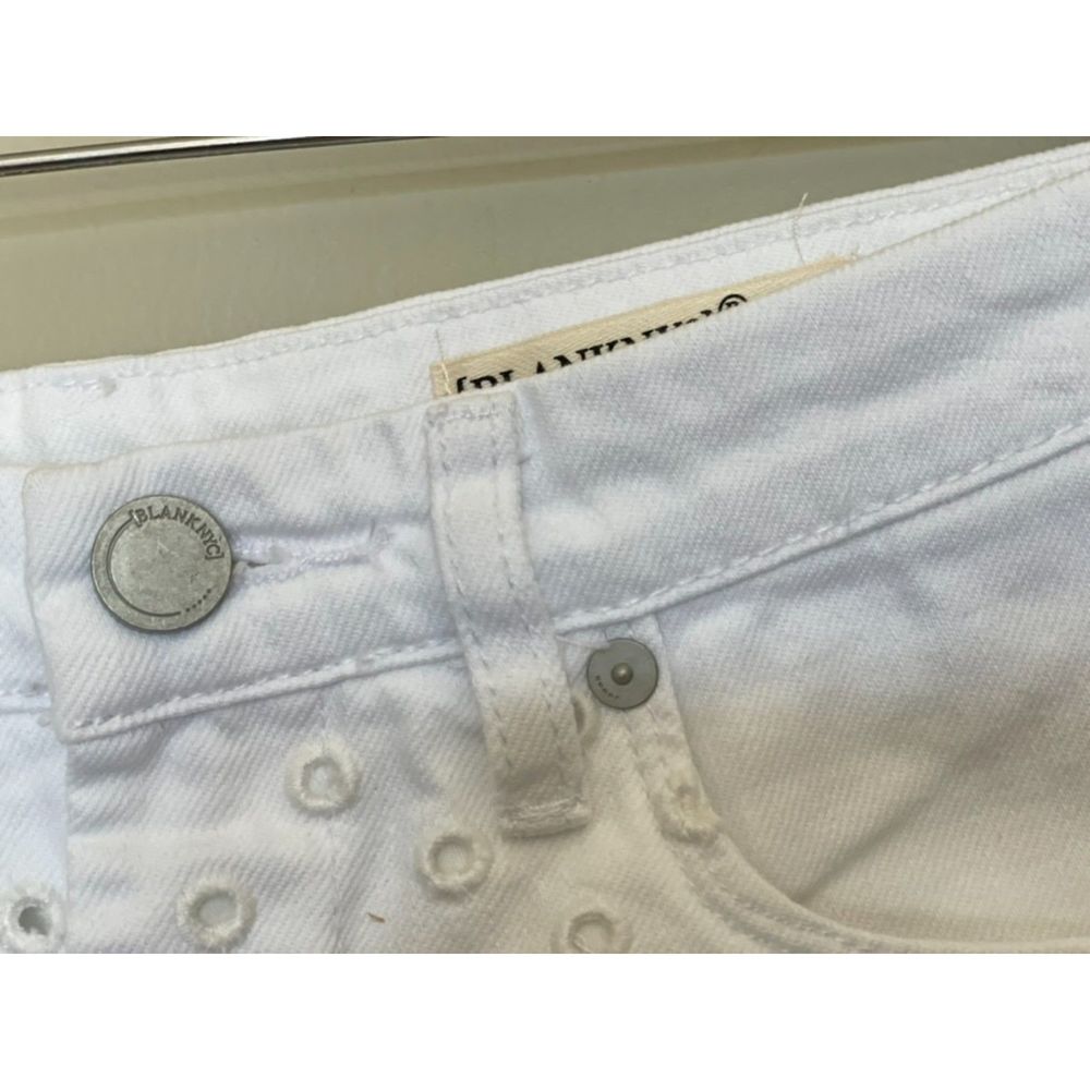 Blank NYC White Neutral Minimalist High-Rise Eyelet Shorts Size 27 NEW C42 - Picture 3 of 13